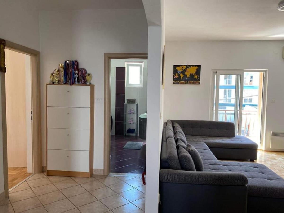 Apartman Zara 比奥格勒·纳·莫鲁 外观 照片