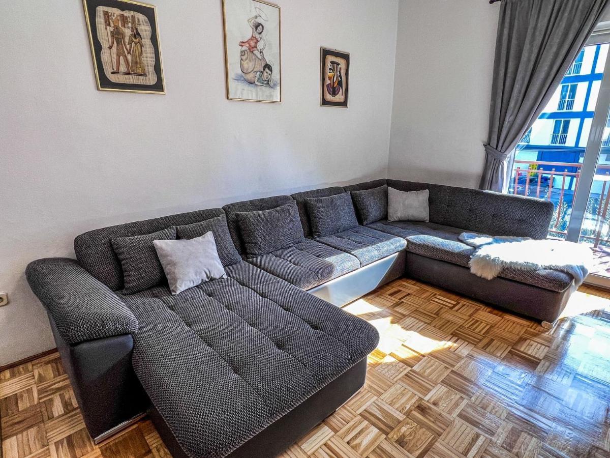 Apartman Zara 比奥格勒·纳·莫鲁 外观 照片