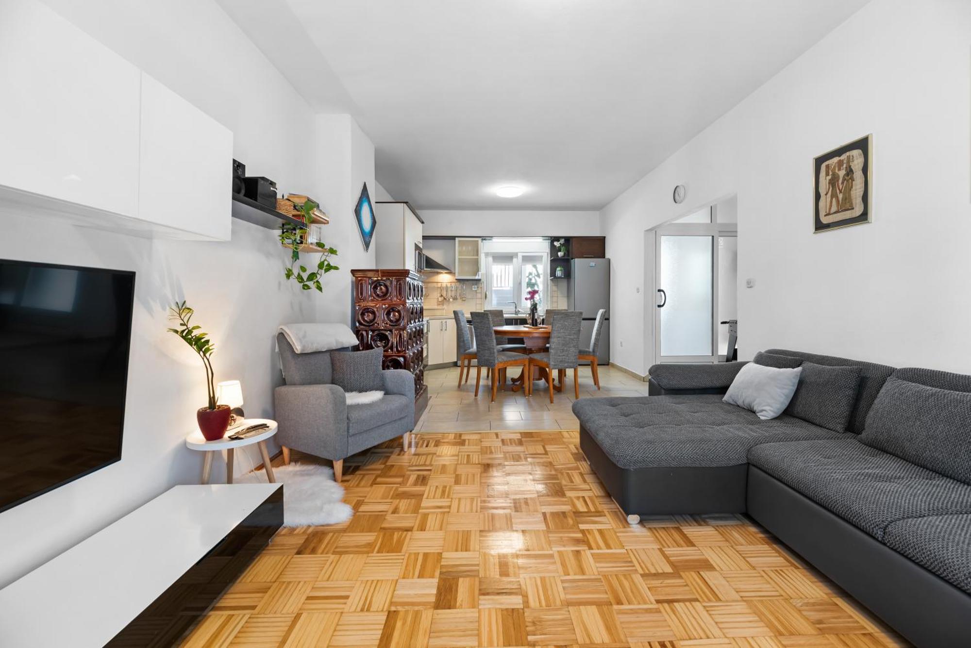 Apartman Zara 比奥格勒·纳·莫鲁 外观 照片